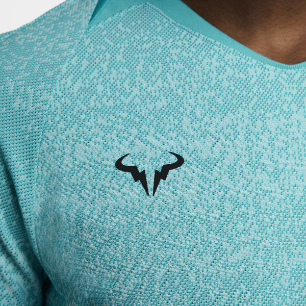 Футболка мужская Nike Court Dri-Fit Advantage Rafa  FD5409-345